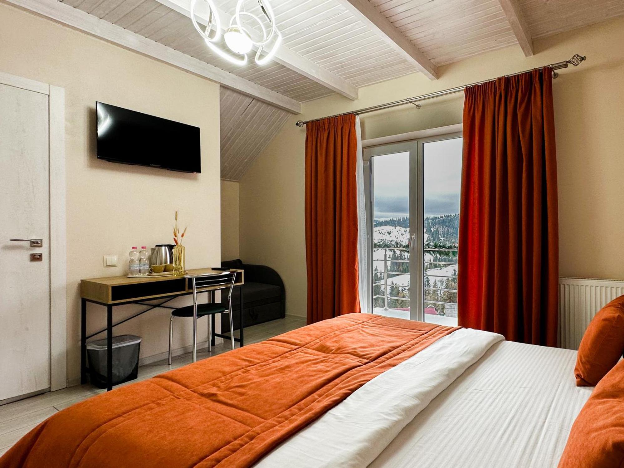 Шепіт Лісу Hotel Bukovel Exterior photo